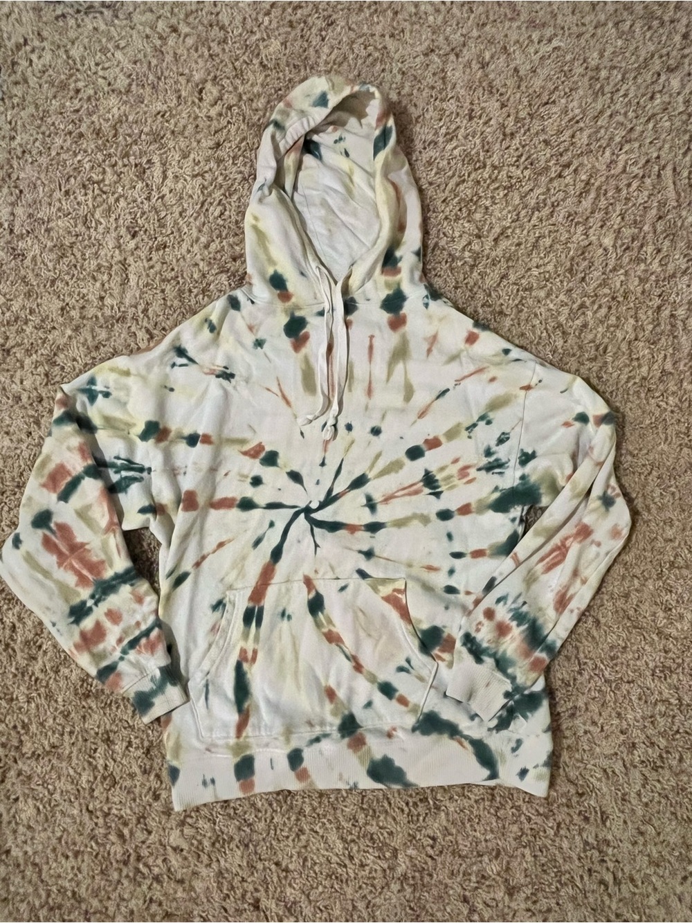 Aeropostale Tie-Dye Hoodie in Cream, Green & Rust